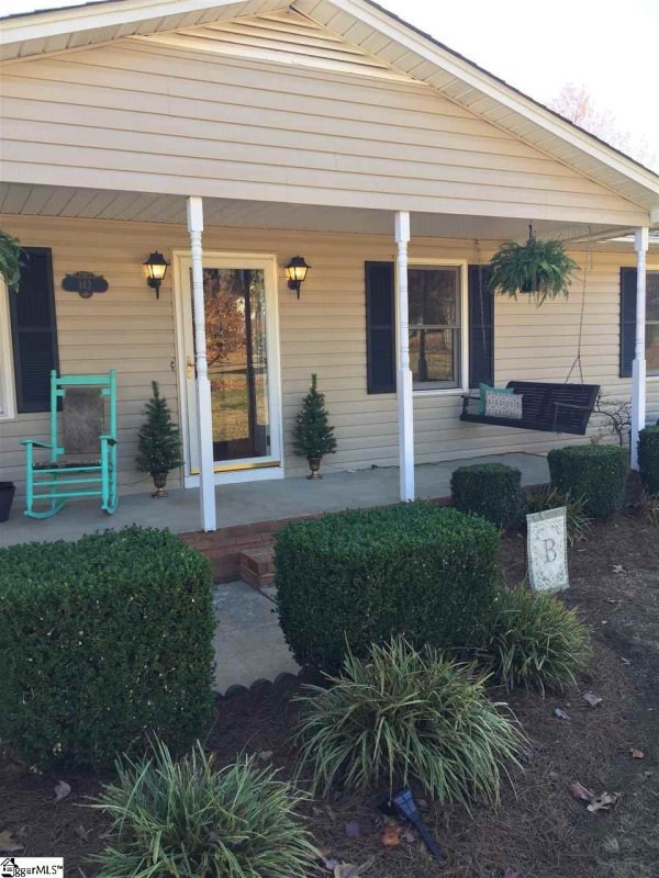 Property image 3 at 142 Becky Gibson Road, Greer, SC 29651