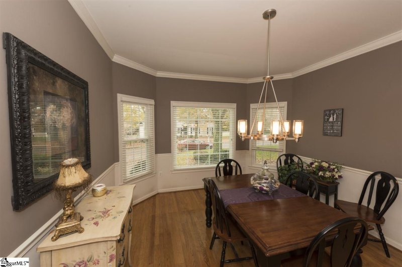 Property image 4 at 111 E Hypericum Lane, Greenville, SC 29615