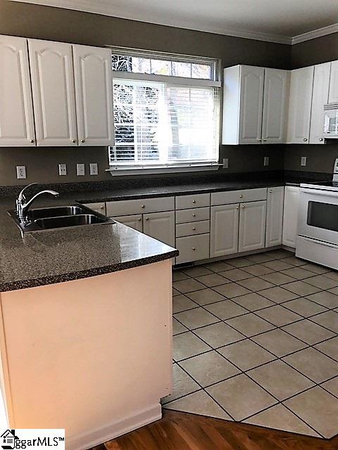 Property image 3 at 5 Clearwater Court, Taylors, SC 29687