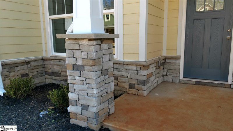 Property image 3 at 132 Summer Oak Lane, Simpsonville, SC 29680