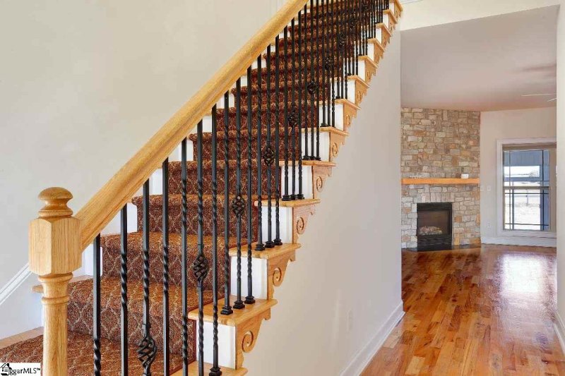 Property image 4 at 301 Mellow Way, Greer, SC 29651