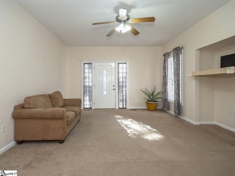 Property image 4 at 106 Lee Street, Simpsonville, SC 29681