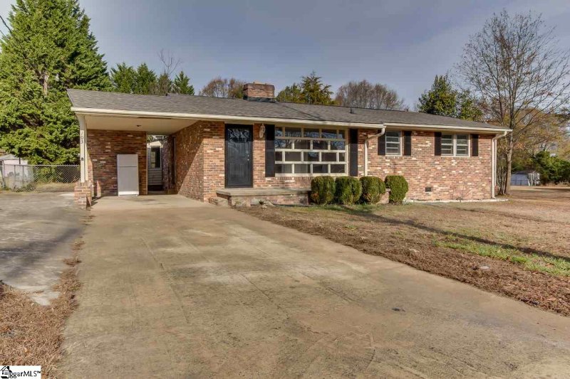 Property image 2 at 103 Dianne Avenue, Simpsonville, SC 29681