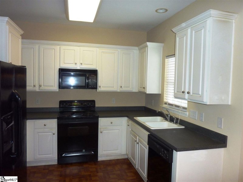 Property image 5 at 215 Dartmoor Drive, Spartanburg, SC 29301