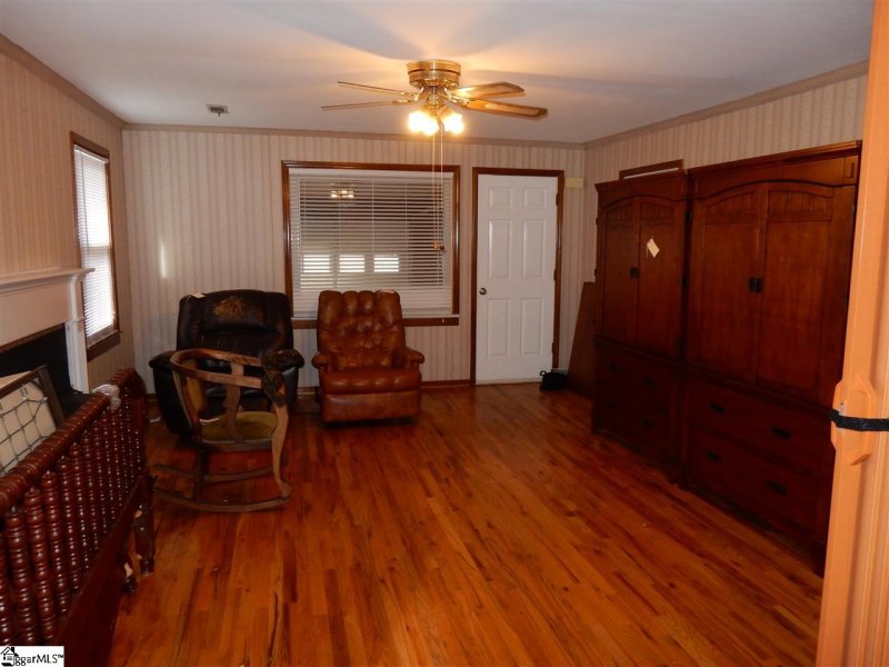 Property image 3 at 105 Rosewood Way, Greenville, SC 29609
