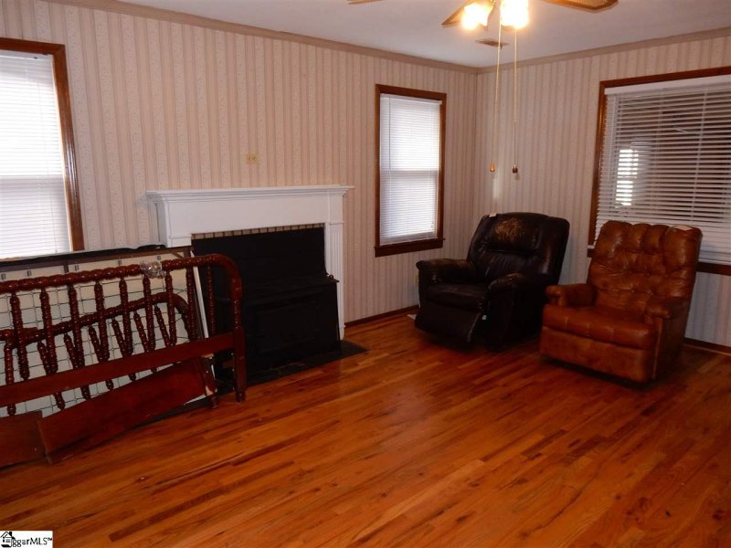 Property image 4 at 105 Rosewood Way, Greenville, SC 29609