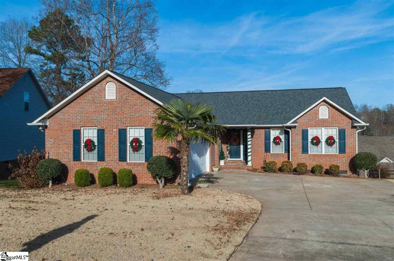 345 Worthington Circle