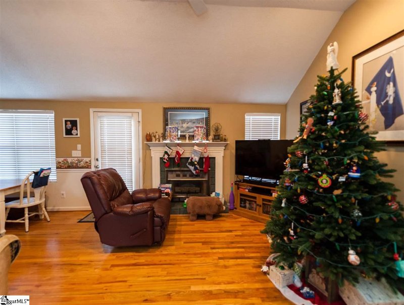 Property image 5 at 345 Worthington Circle, Spartanburg, SC 29303-6401