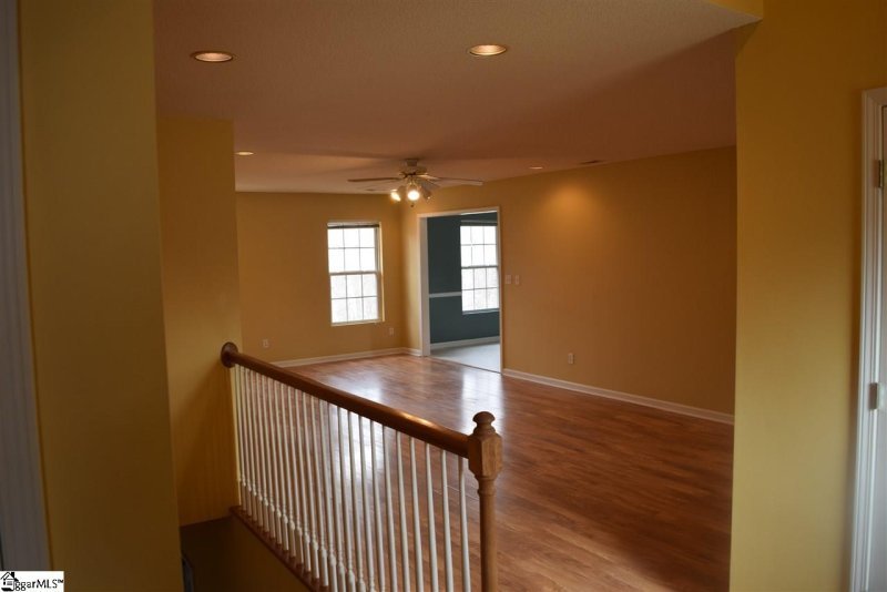 Property image 3 at 209 Riverrun Drive, Spartanburg, SC 29303