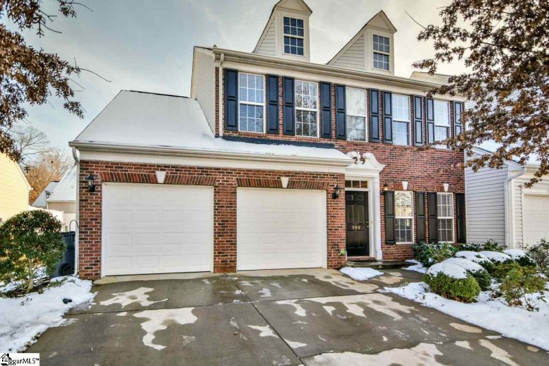 Property image 2 at 204 Cherub Court, Greenville, SC 29615