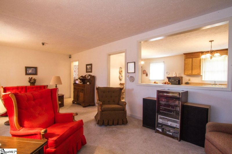 Property image 2 at 101 Sunset Drive, Easley, SC 29640