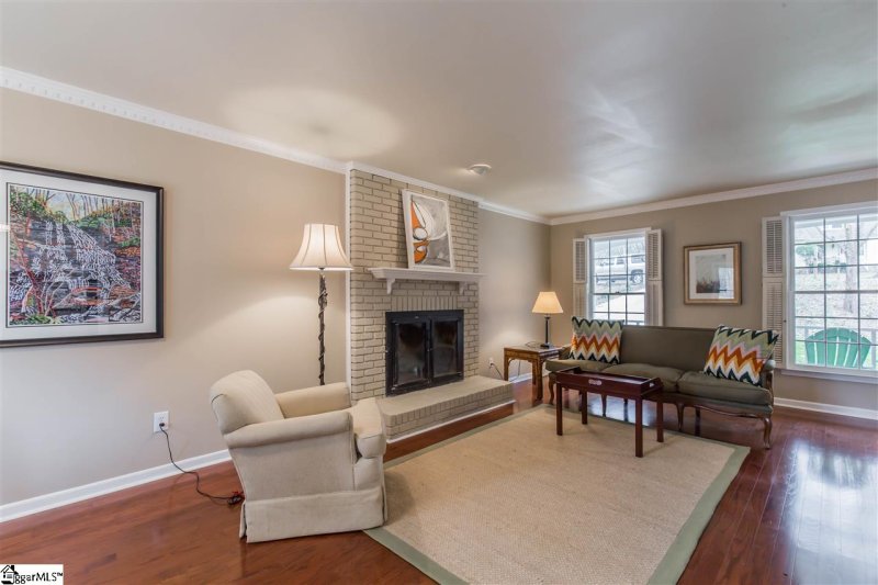 Property image 4 at 23 Dahlglen Avenue, Greenville, SC 29607