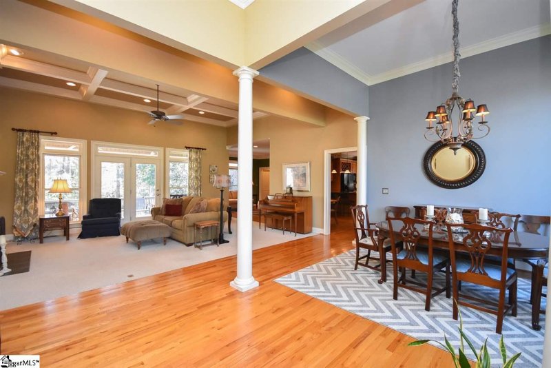 Property image 5 at 10 Marlis Court, Greer, SC 29650