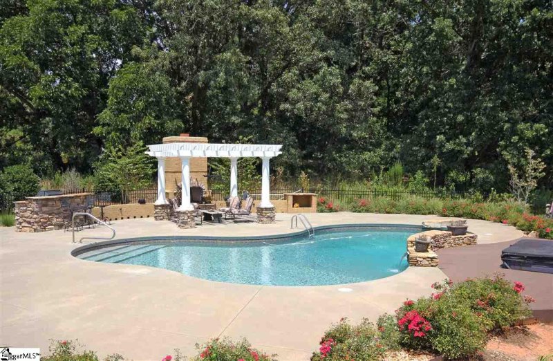 Property image 2 at 30 GREAT LAWN Drive, Piedmont, SC 29673