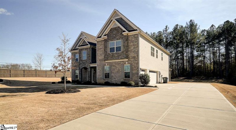 Property image 2 at 1 Bellagio Way, Greer, SC 29651