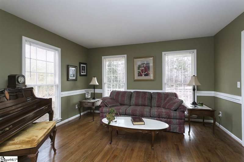 Property image 2 at 4 Honey Locust Lane, Piedmont, SC 29673-29