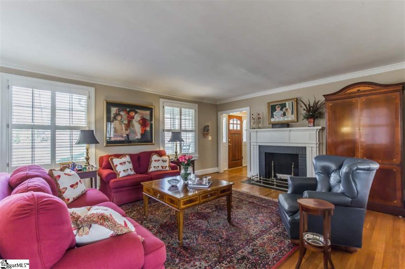 Property image 3 at 66 Woodvale Avenue, Greenville, SC 29605