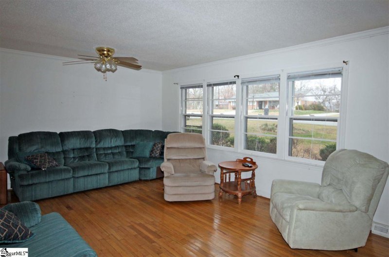 Property image 5 at 200 CORAL Drive, Taylors, SC 29687