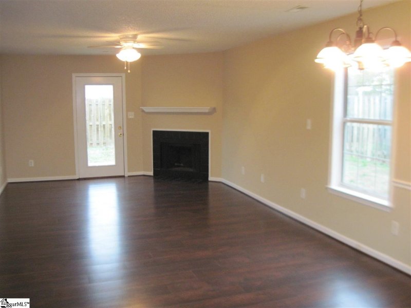 Property image 3 at 205 Red Canyon Drive, Moore, SC 29369