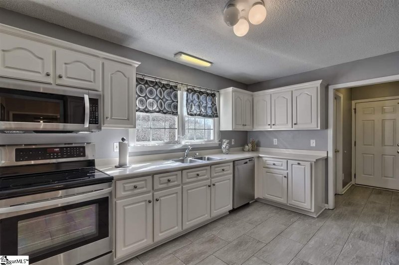 Property image 5 at 4 Woodwind Way, Greer, SC 19651-5100