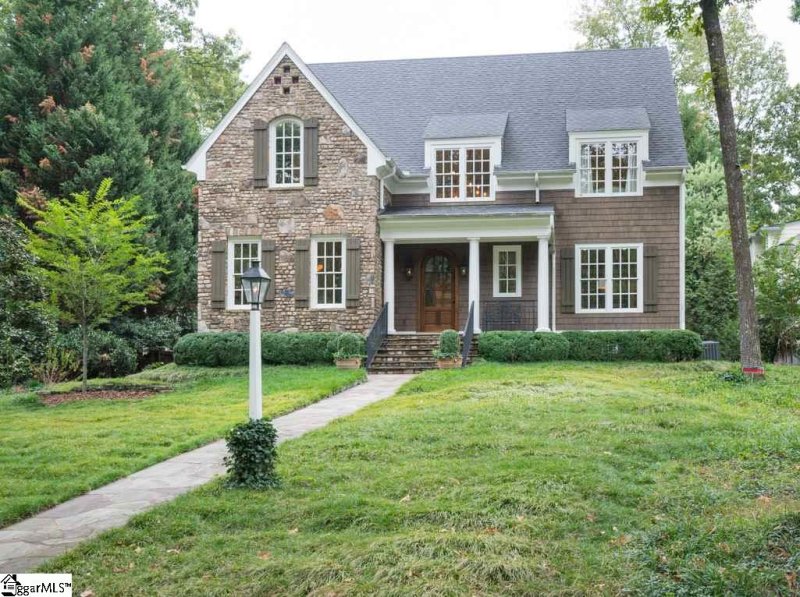 Property image 2 at 4 Heather Way, Greenville, SC 29605