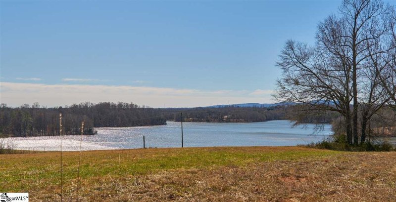 Property image 5 at 105 Shore View Court, Taylors, SC 29687