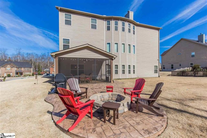 Property image 2 at 9 Bellagio Way, Greer, SC 29650