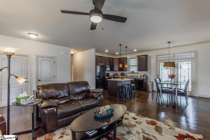 Property image 4 at 18 Litten Way, Greenville, SC 29615