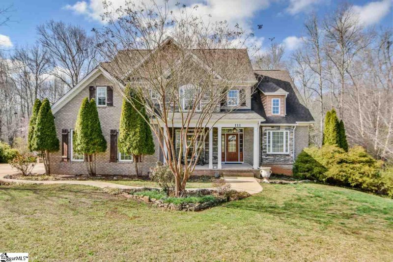 111 Hunt Cliff Court