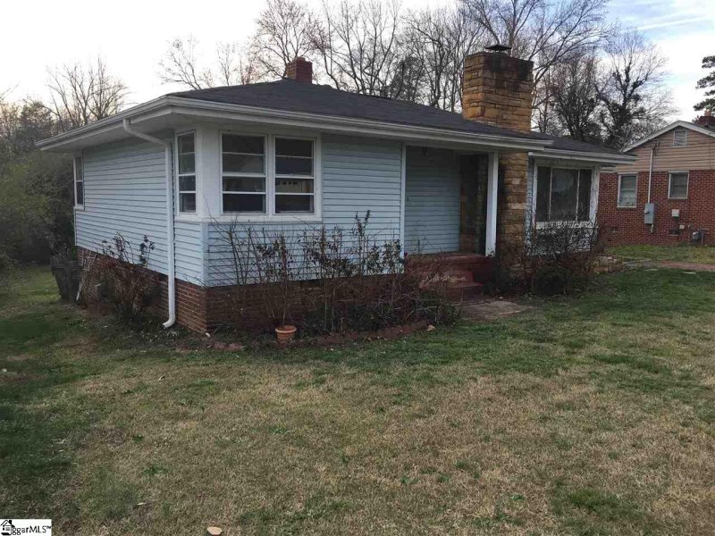 Property image 3 at 28 Cardinal Drive, Taylors, SC 29687