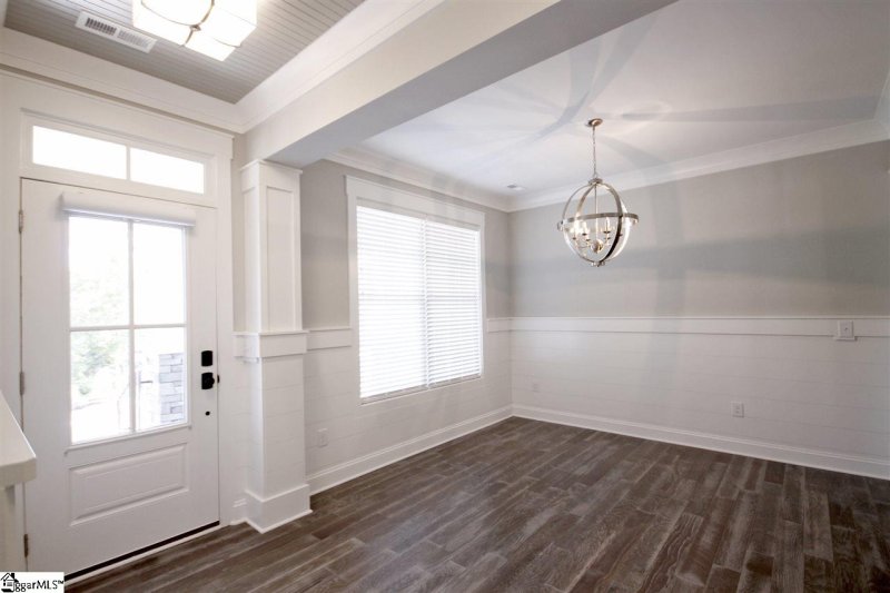 Property image 4 at 2 Windswept Knoll Drive, Taylors, SC 29687