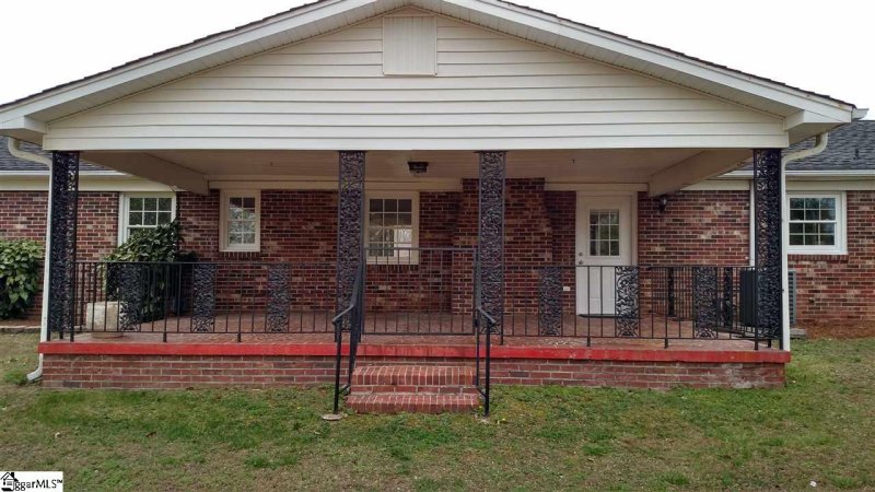 Property image 2 at 102 Prioress Place, Piedmont, SC 29673