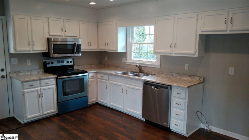 Property image 5 at 102 Prioress Place, Piedmont, SC 29673