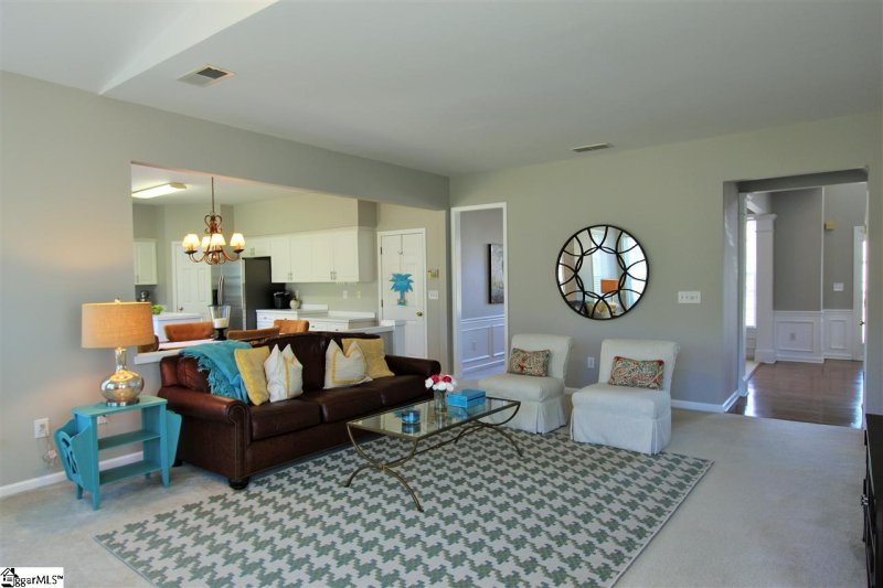 Property image 3 at 3 Blanton Lane, Greer, SC 29650