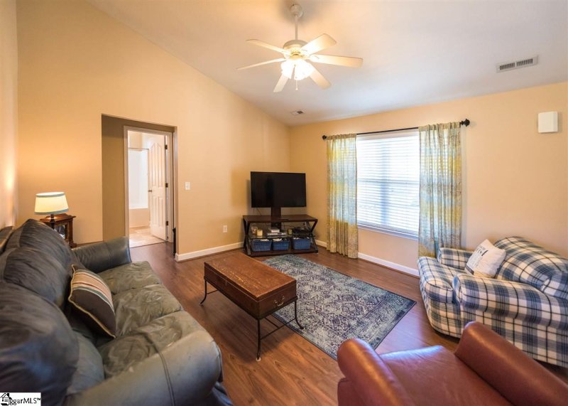 Property image 2 at 3 GRATIOT Lane, Greer, SC 29651