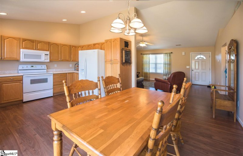 Property image 4 at 3 GRATIOT Lane, Greer, SC 29651