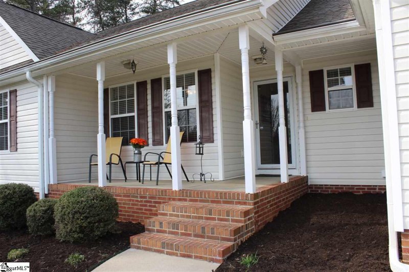 Property image 3 at 113 Wynette Way, Taylors, SC 29687