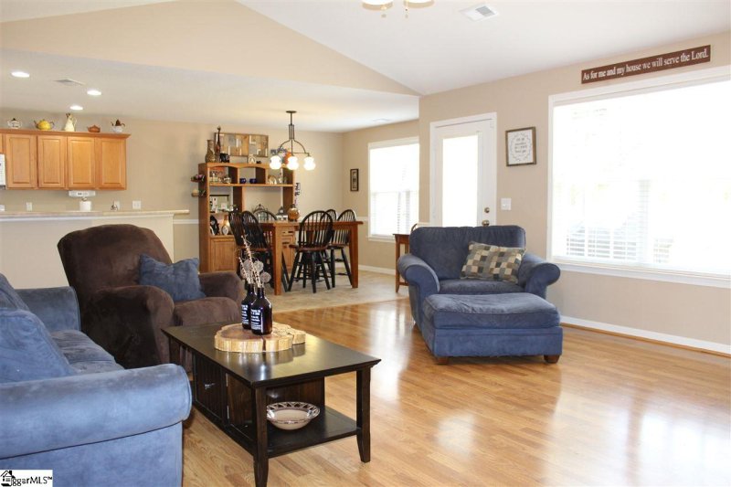 Property image 4 at 113 Wynette Way, Taylors, SC 29687