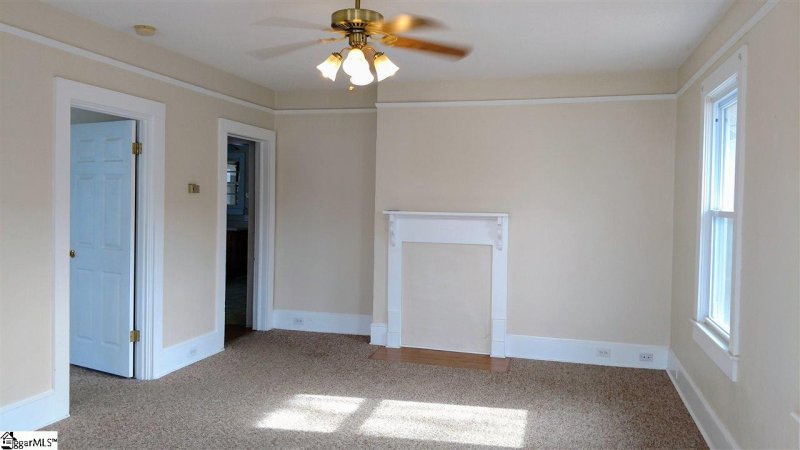 Property image 3 at 8 Iselin Street, Liberty, SC 29657