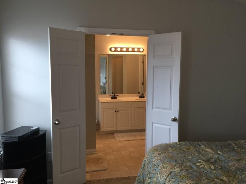 Property image 3 at 211 Clay Thorn Court, Greer, SC 29651