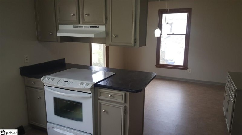 Property image 4 at 124 Bendingwood Circle, Taylors, SC 29687