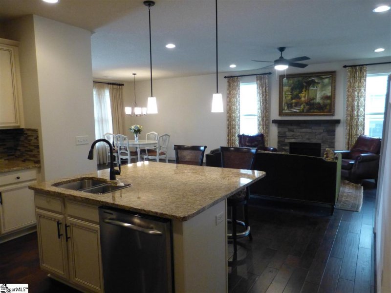 Property image 5 at 204 Windthistle Drive, Greenville, SC 29615-6951