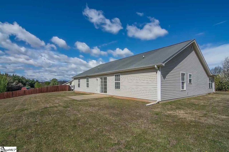 Property image 5 at 101 Kensett Drive, Williamston, SC 29697