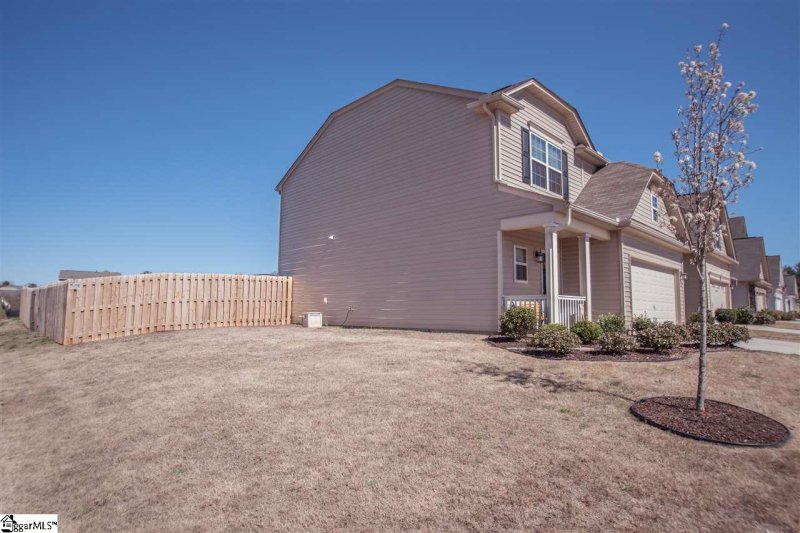 Property image 3 at 22 McFadden Drive, Simpsonville, SC 29681