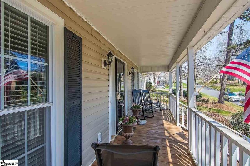 Property image 4 at 22 Bernwood Drive, Taylors, SC 29687