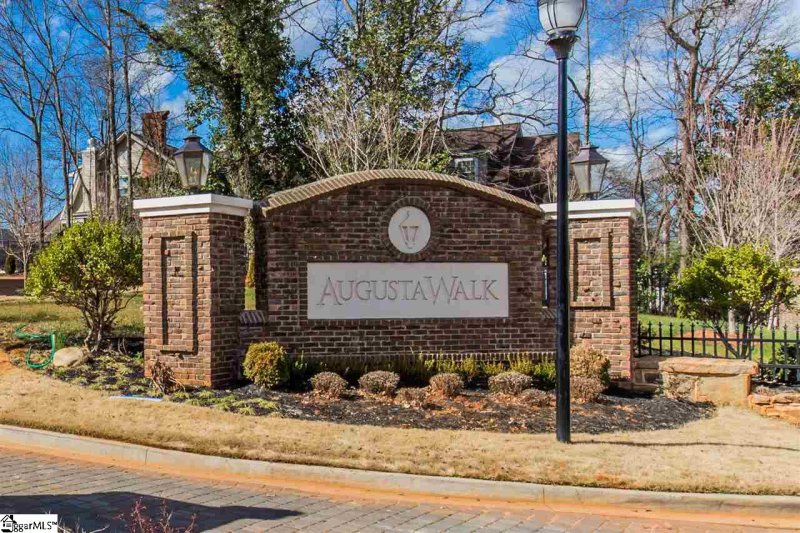 Property image 2 at 7 Augusta Walk Avenue, Greenville, SC 29605