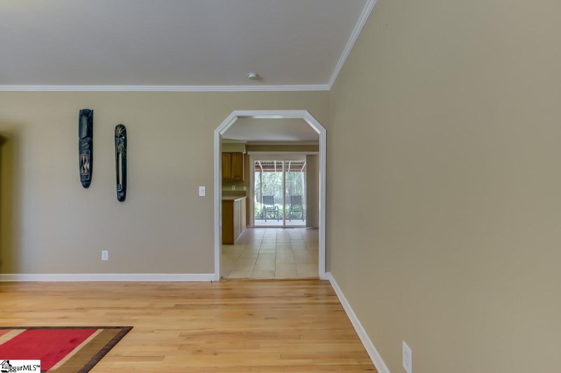 Property image 2 at 111 Parkdale Drive, Greenville, SC 29611