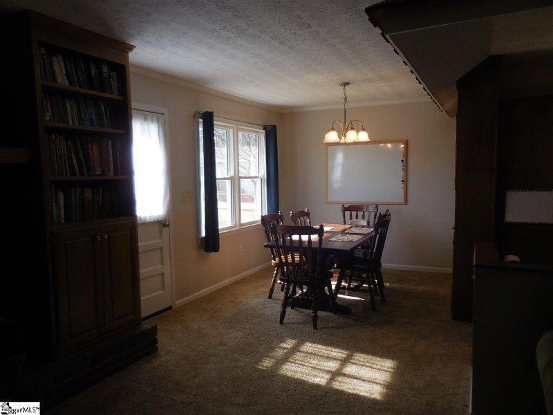 Property image 3 at 107 Swinton Drive, Greenville, SC 29607