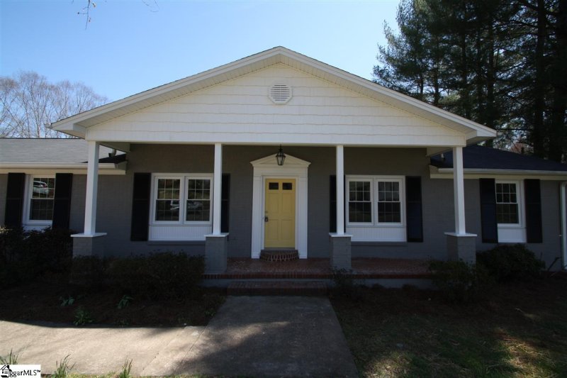 Property image 3 at 204 Plano Drive, Greenville, SC 29617