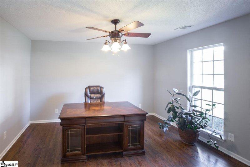 Property image 3 at 281 BYARS Street, Greer, SC 29651